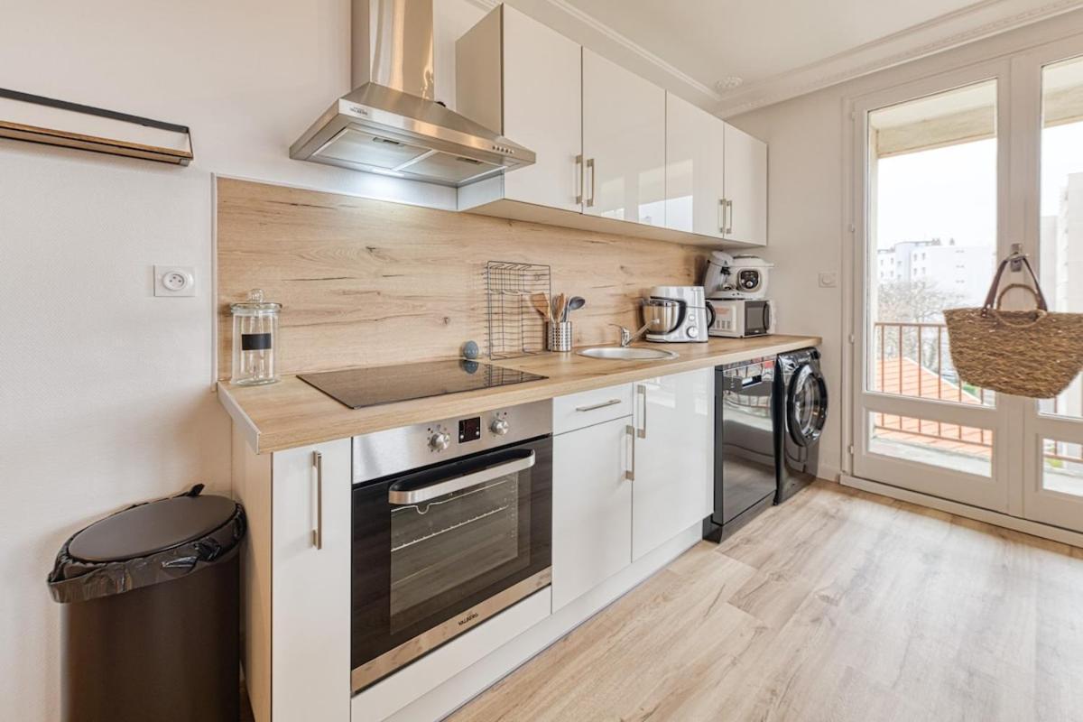 Magnificent Apartment, 4 Bedrooms, Fiber Wifi เกรอน็อบล์ ภายนอก รูปภาพ