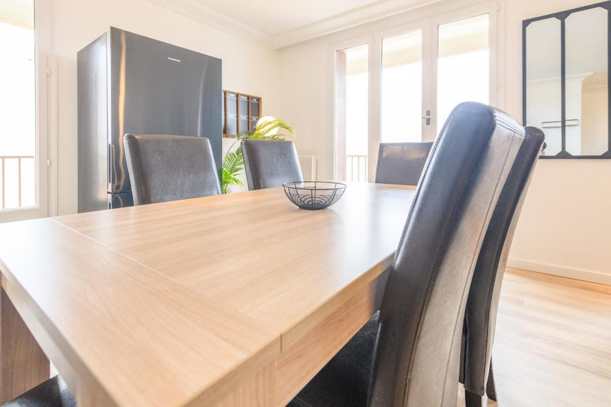 Magnificent Apartment, 4 Bedrooms, Fiber Wifi เกรอน็อบล์ ภายนอก รูปภาพ