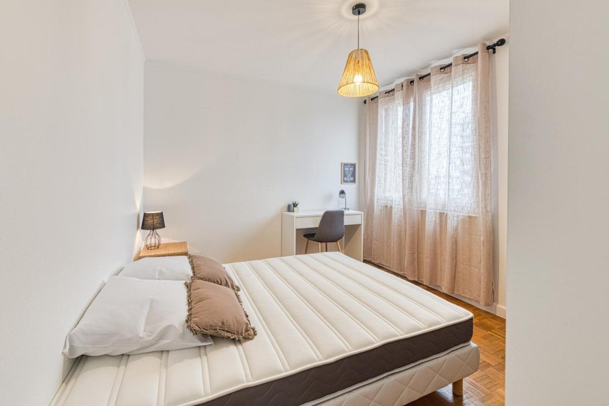Magnificent Apartment, 4 Bedrooms, Fiber Wifi เกรอน็อบล์ ภายนอก รูปภาพ